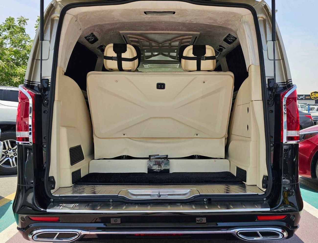 Mercedes-Benz Vito MAYBACH V4 DIESEL/ VIP CUSTOMIZATION/ LOT #14965