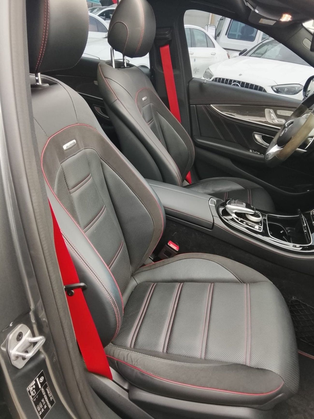 Mercedes-Benz E 43 AMG