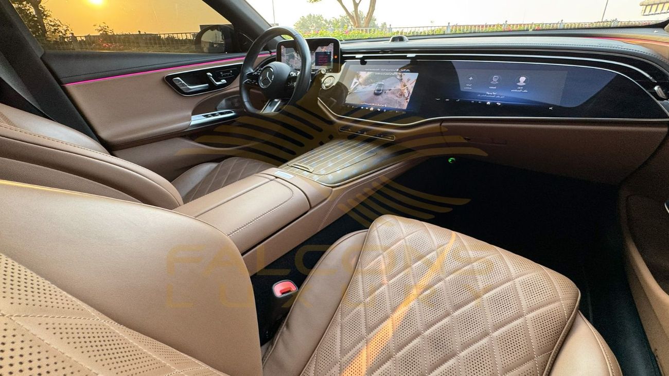 Mercedes Benz E300 AMG Mercedes-Benz E-Class E 300 2025 GCC Specs ORIGINAL PAINT Full service history
