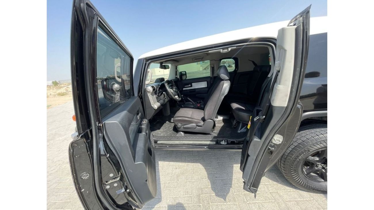 تويوتا إف جي كروزر