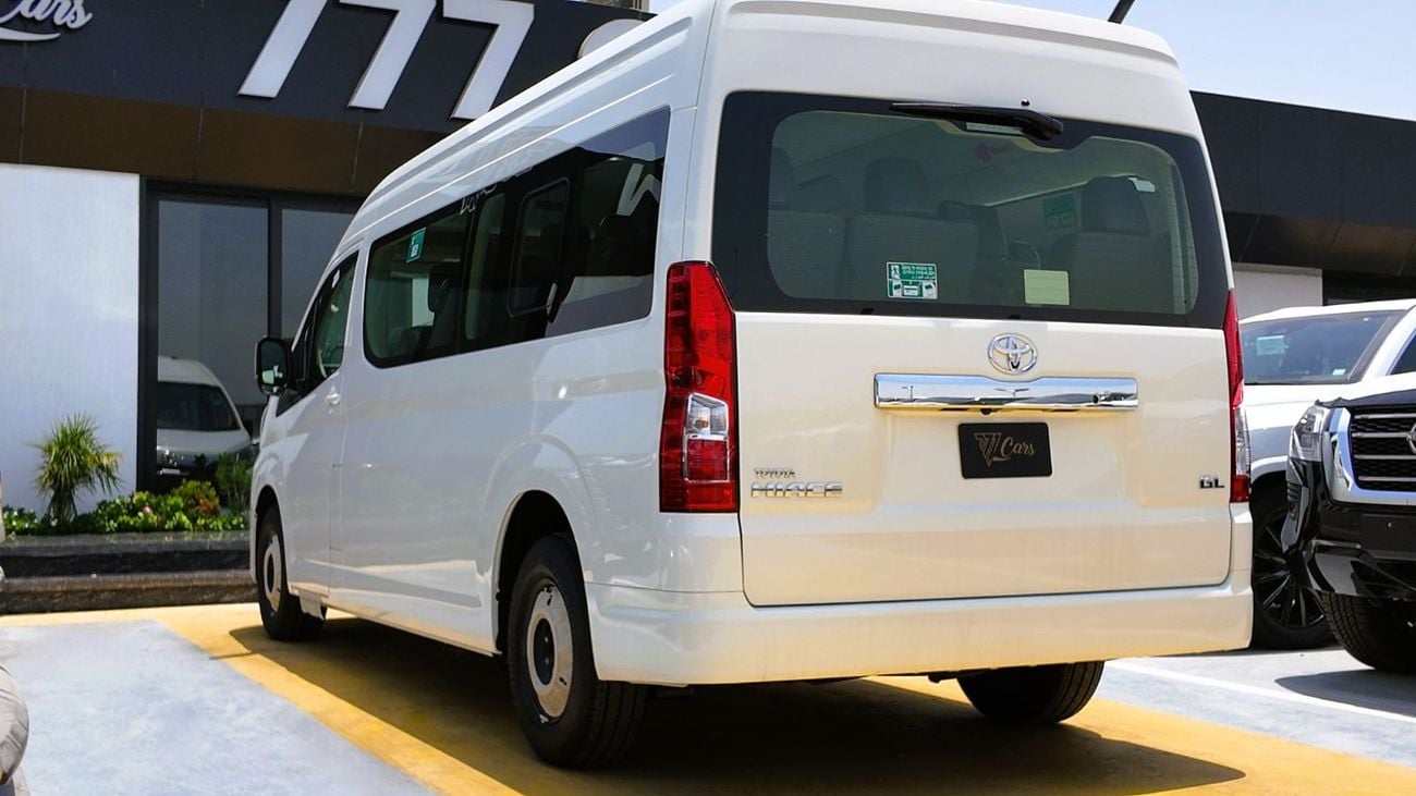 Toyota Hiace TOYOTA HIACE GL FULL OPTION M/T