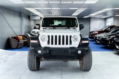 Jeep Wrangler SPORT GCC specs
