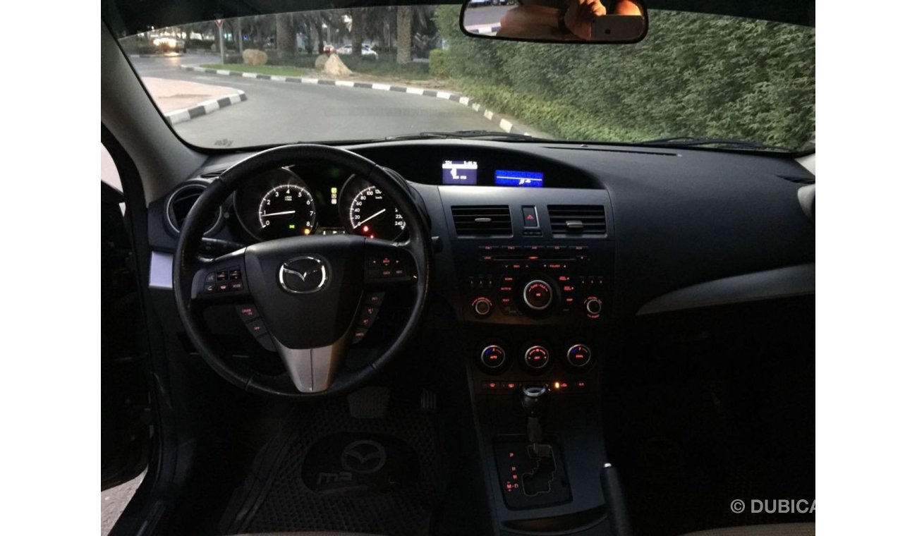 Mazda 3 MAZDA 3 ///2014 GCC/// FULL OPTION GOOD CONDITION CAR FINANCE ON BANK ///////////SPECIAL OFFER /////