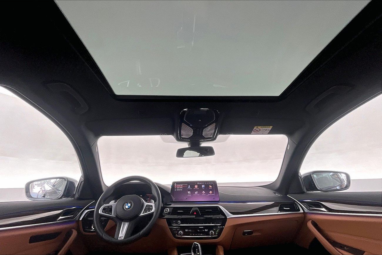 بي أم دبليو 520i M Sport | شامل الضمان | 0 ﺪﻔﻋﺓ ﺃﻮﻟﻯ