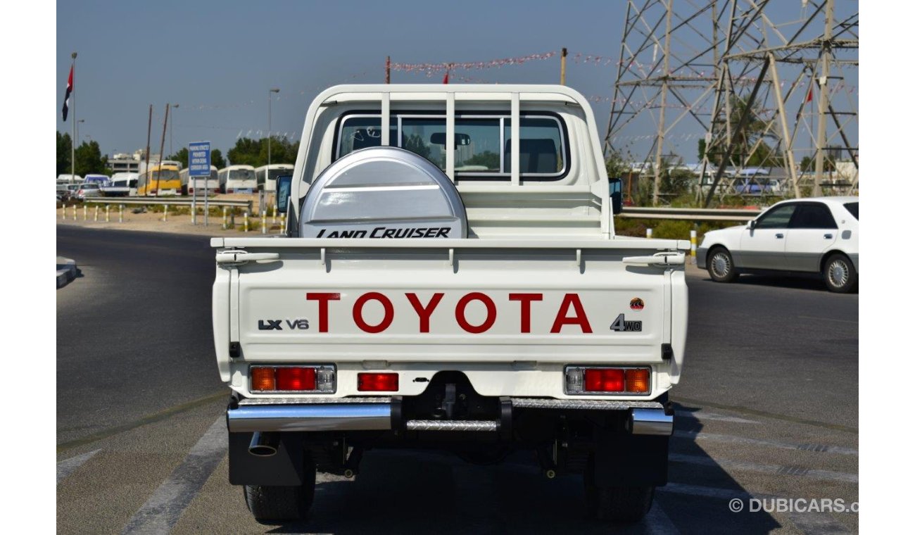 Toyota Land Cruiser Pickup DLX V6 4.0L Petrol 4WD Manual Transmission - Euro 4