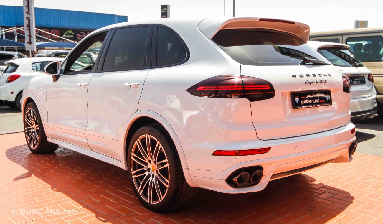 Porsche Cayenne GTS