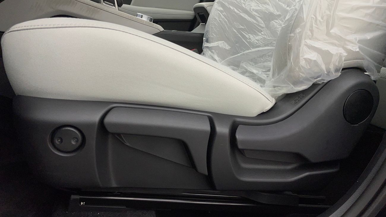 ميتسوبيشي آوتلاندر MIDLINE PLUS 2.5 | بدون دفعة مقدمة | اختبار القيادة في المنزل