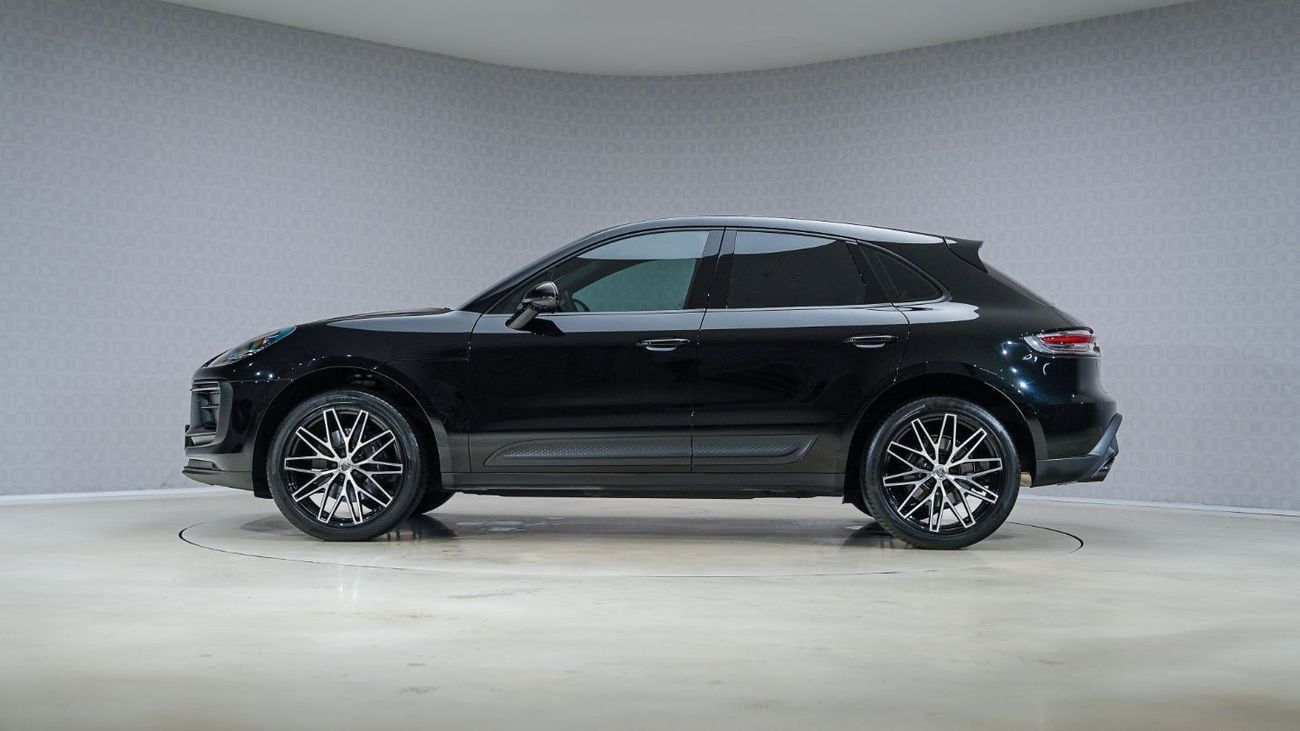 Porsche Macan PDK | AED 4,226 PM | Warranty March-2026 | GCC