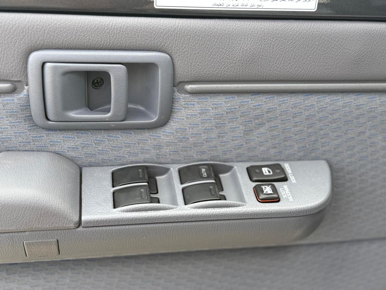 Toyota Land Cruiser 70 LC76 HARDTOP 4.0L PETROL 5 DOORS M/T FULL OPTION 2025 MODEL