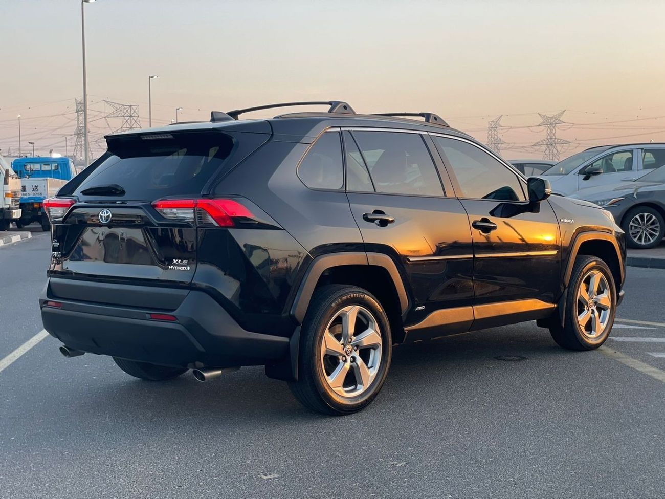 Toyota RAV4 2021 Toyota Rav4 XLE Premium+ Hybrid Fuel Full Option - 4x4 AWD - Super Clean -