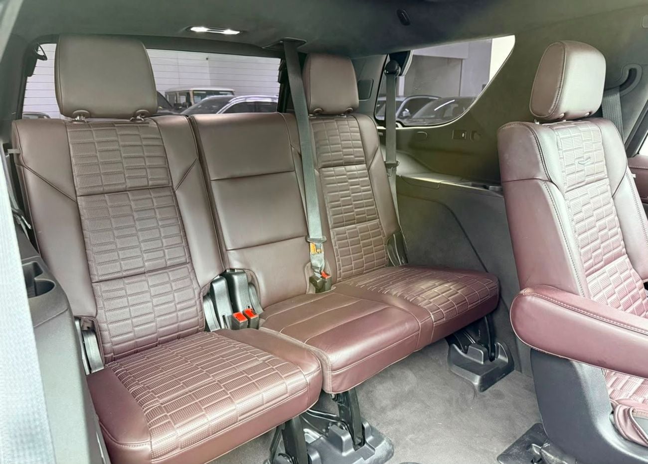 كاديلاك إسكالاد V SERIES 2023 Cadillac Escalade V, 2027 Cadillac Warranty, 2028 Cadillac Service Pack, Pilot Seats, GCC
