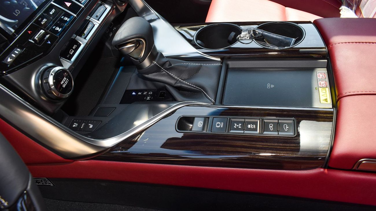 Lexus LX 600 ECTAGR038 - 2025 Lexus LX 600 Signature - 3.5L Petrol Auto - Sonic Quartz with Red Interior