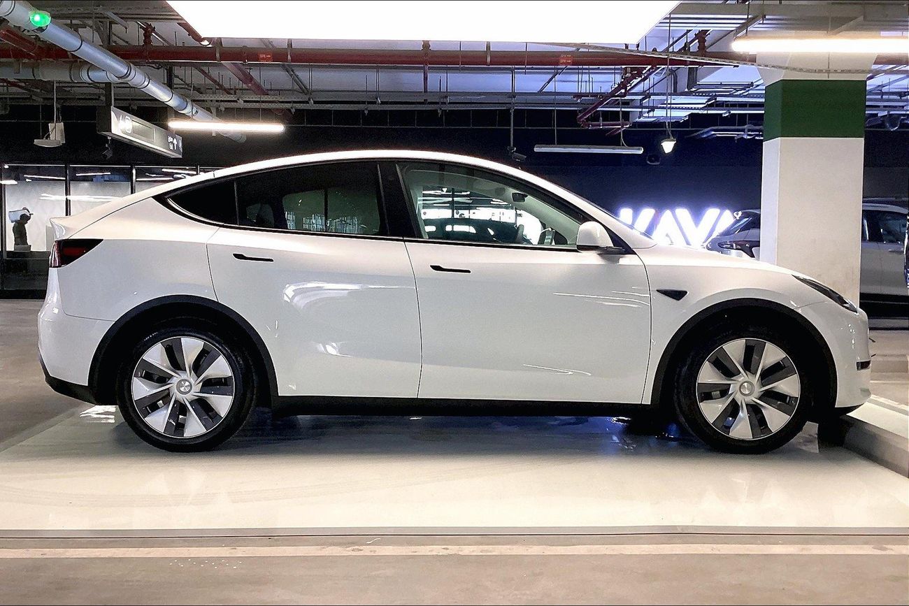 تسلا موديل Y Long Range (Dual Motor) | شامل الضمان | 0 ﺪﻔﻋﺓ ﺃﻮﻟﻯ