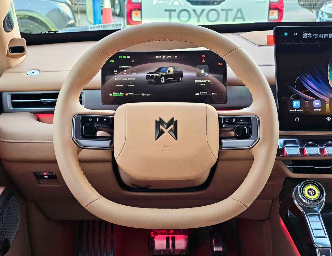 Dongfeng M Hero M817 HYBRID / 1.5L TURBO CHARGED / LARGE DISPLAY 15.6" TOUCHSCREEN / PANORAMIC ROOF (CODE#MH817H)