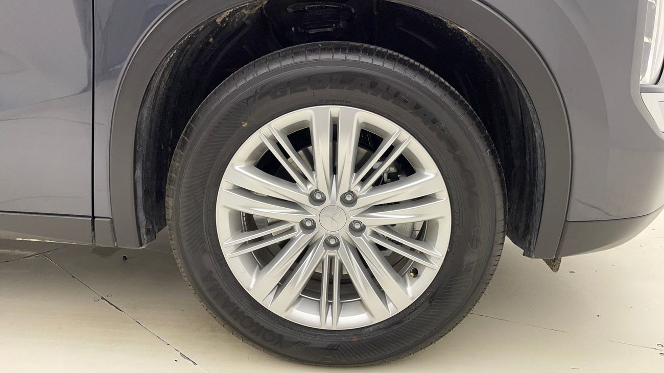 Mitsubishi Outlander MIDLINE PLUS 2.5 | Zero Down Payment | Home Test Drive