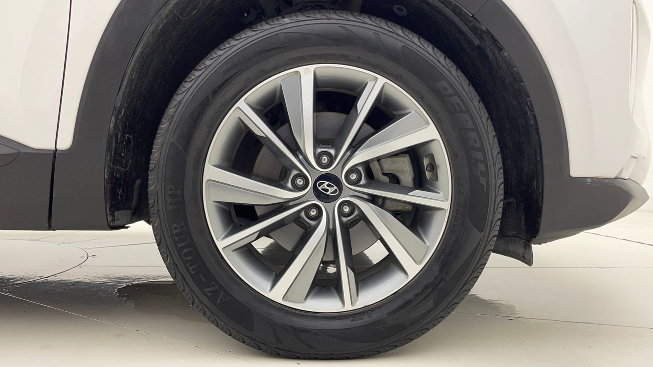 Hyundai Santa Fe GLS 2.4 | Zero Down Payment | Home Test Drive