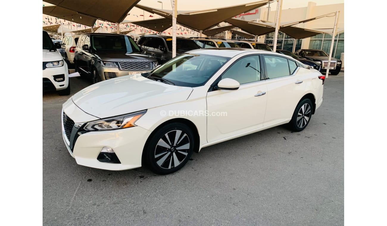 نيسان ألتيما SV