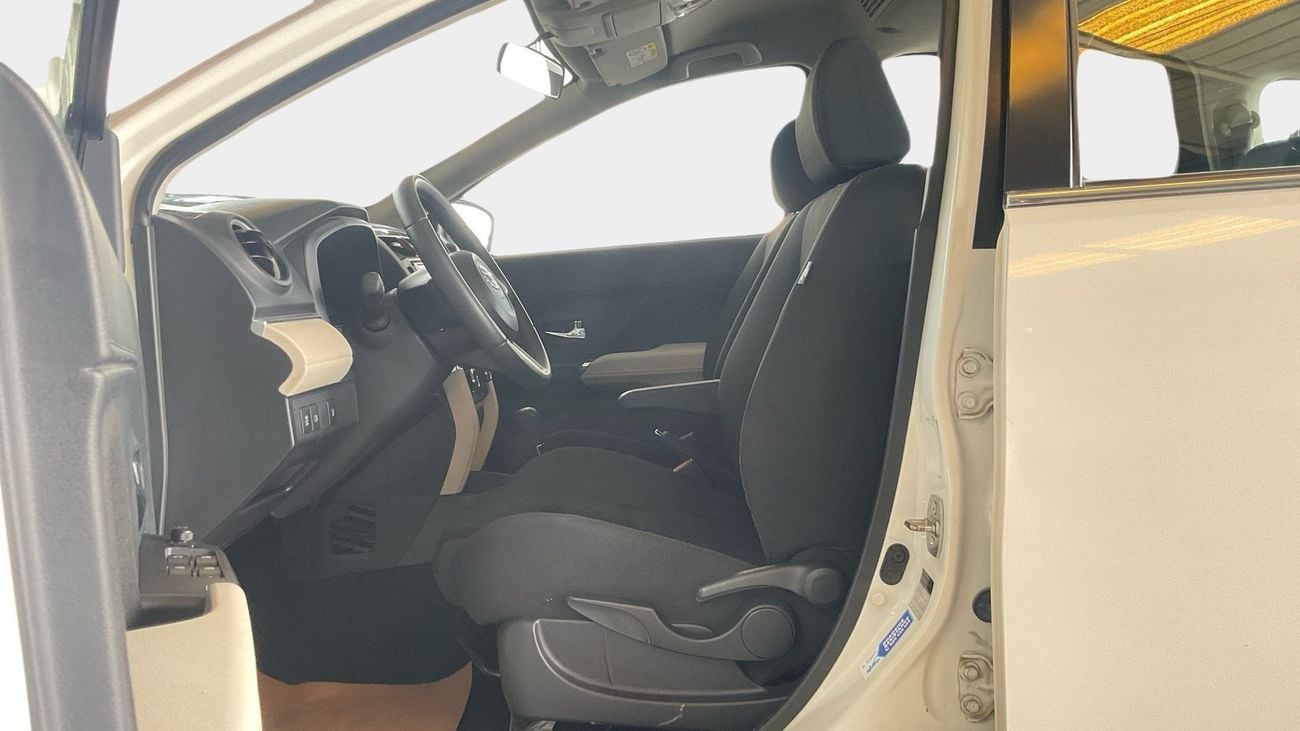 تويوتا راش 1.5 GX AUTO 2WD | شامل الضمان | 0 ﺪﻔﻋﺓ ﺃﻮﻟﻯ