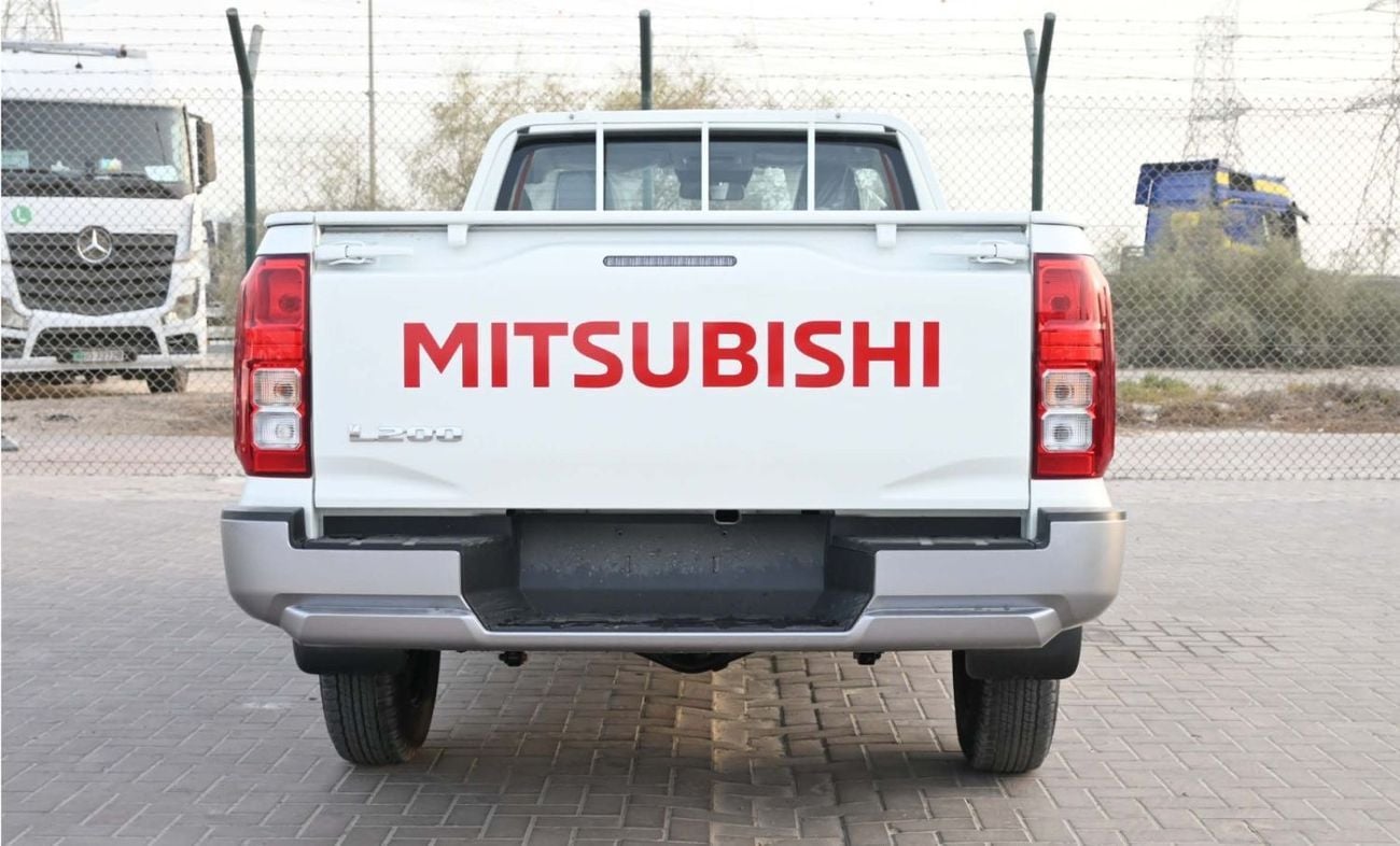 Mitsubishi L200 Mitsubshi L200 GL Single Cabin 4WD MT DSL