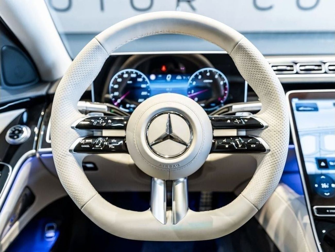 مرسيدس بنز S 500 4MATIC 3.0L