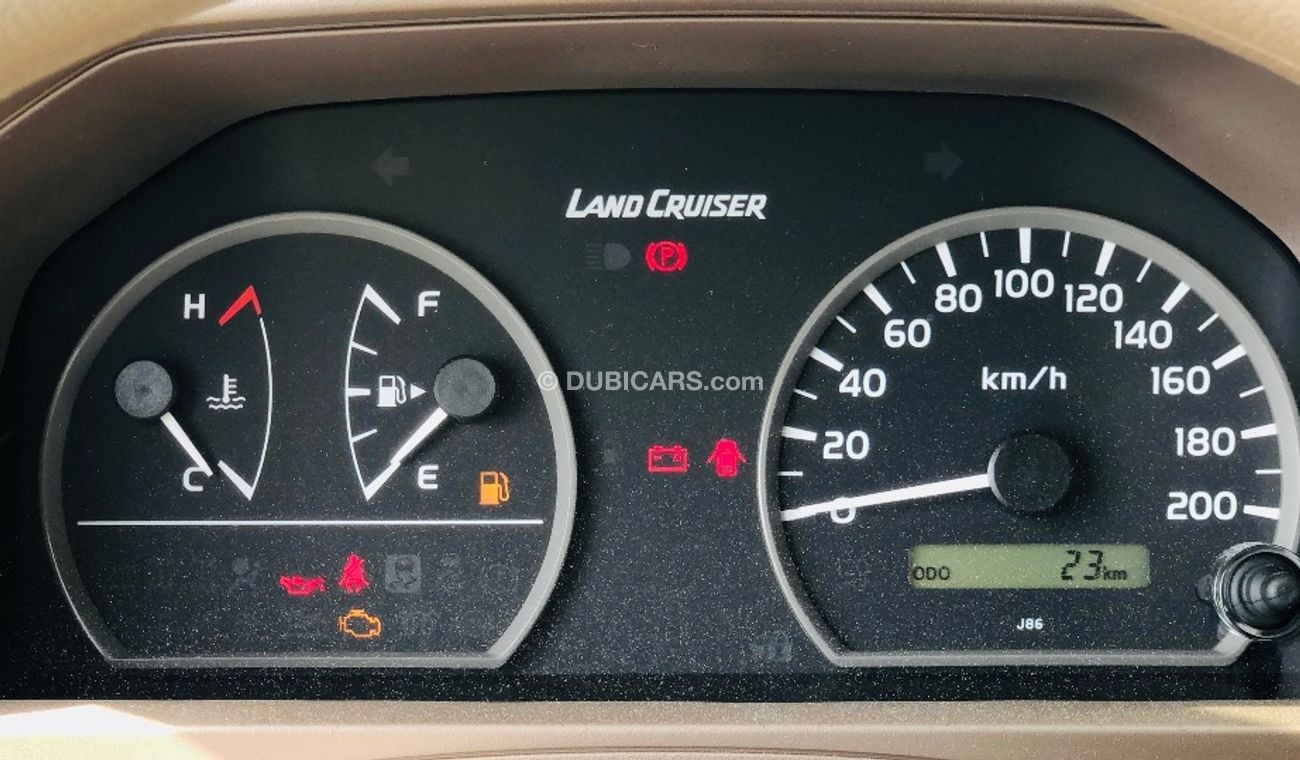 Toyota Land Cruiser Pick Up Double Cabin pickup 4.5L DIESEL V8 4WD 2022
