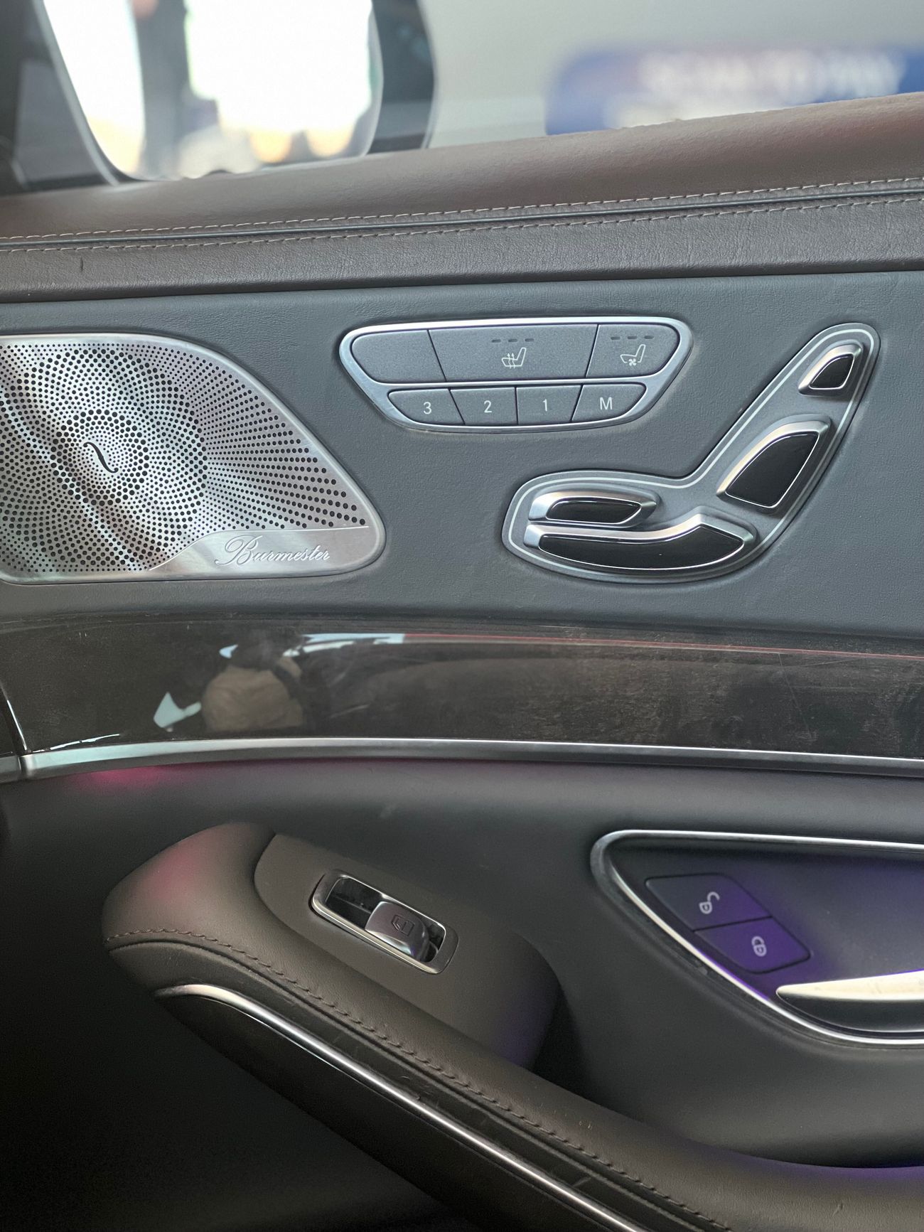 مرسيدس بنز S 560