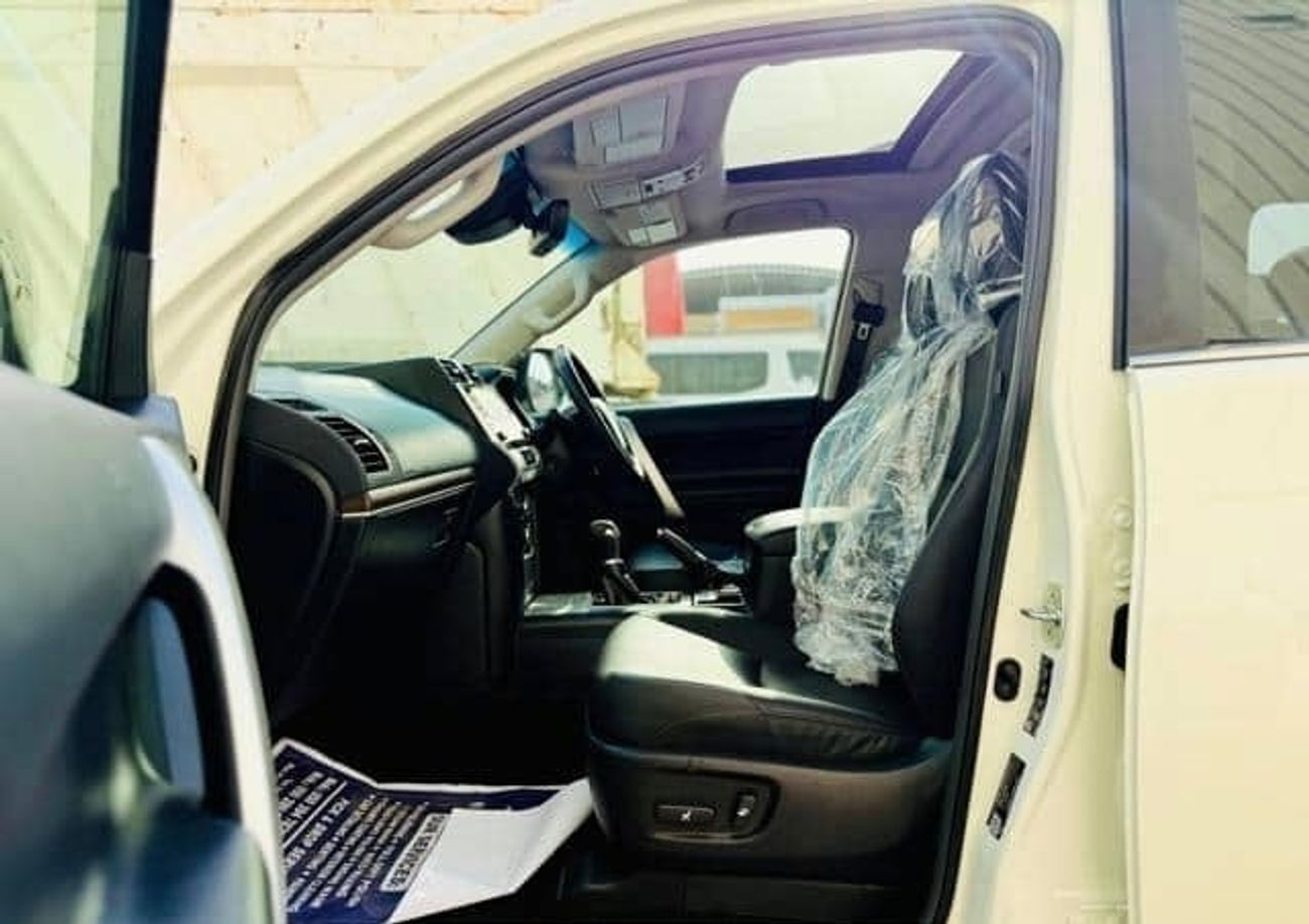 تويوتا برادو Kakadu 2018 Model Diesel Engine Full Option Top Of The Range