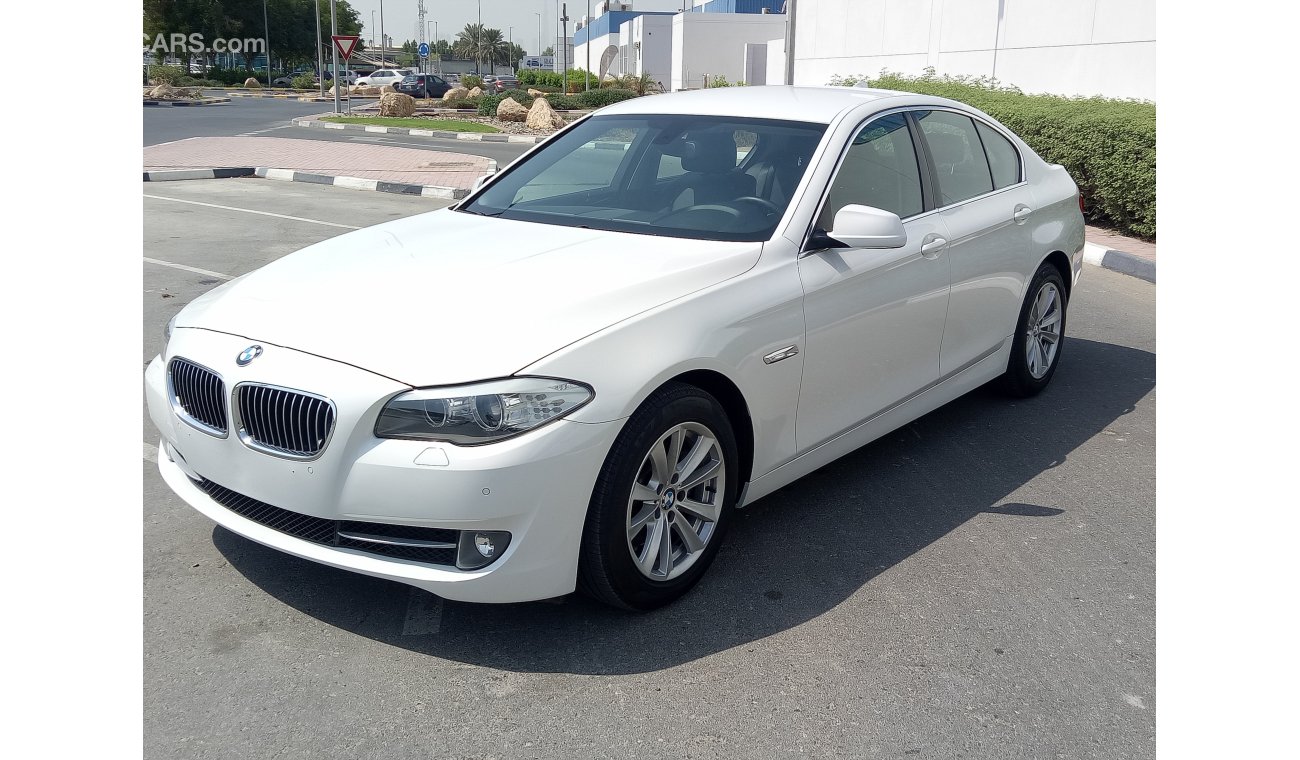 بي أم دبليو 520 ONLY 767 X60 MONTHLY.BMW 520I TWIN-TURBO  FREE ONE YEAR  UNLIMITED KILOMETRES WARRANTY 100%Bank LOAN