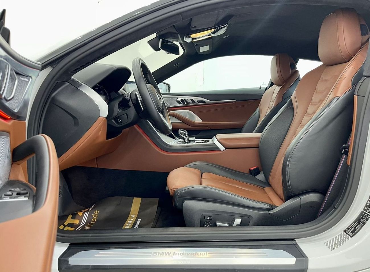 BMW M850i 2019 BMW M850i xDrive, July 2023 BMW Warranty + Service Package, Fully Loaded, Very Low Kms, GCC