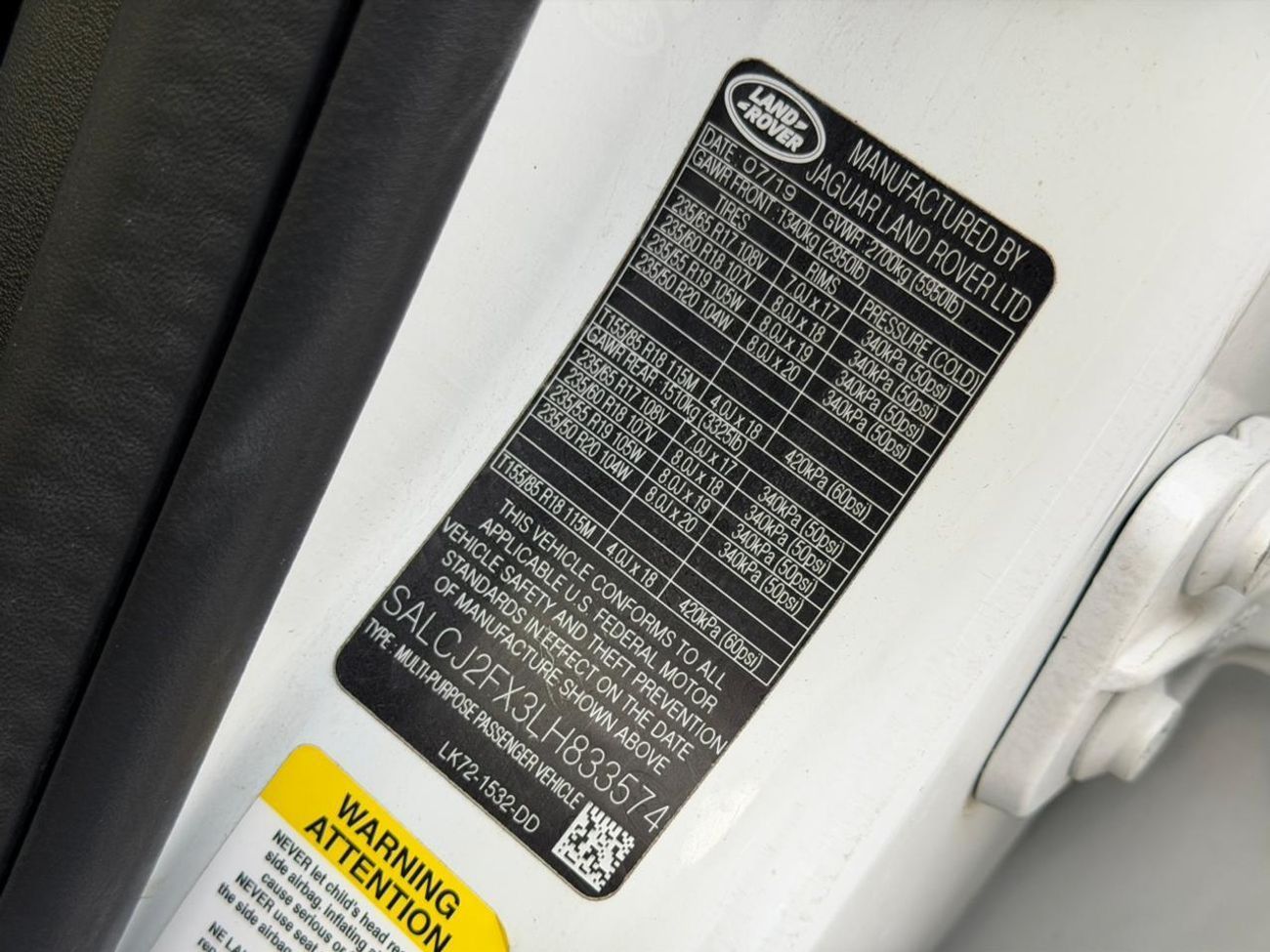 Land Rover Discovery Sport Si4 HSE 2.0L (5 Seater)