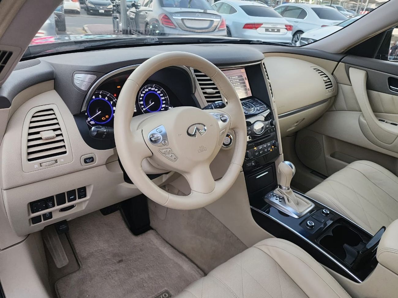 Infiniti QX70 Limited Infiniti QX 70 _GCC_2019_Excellent Condition _Full option