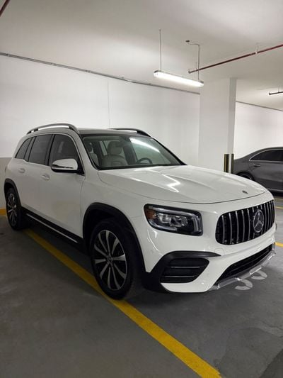 Mercedes Benz GLB250 Premium 2.0L (5 Seater)