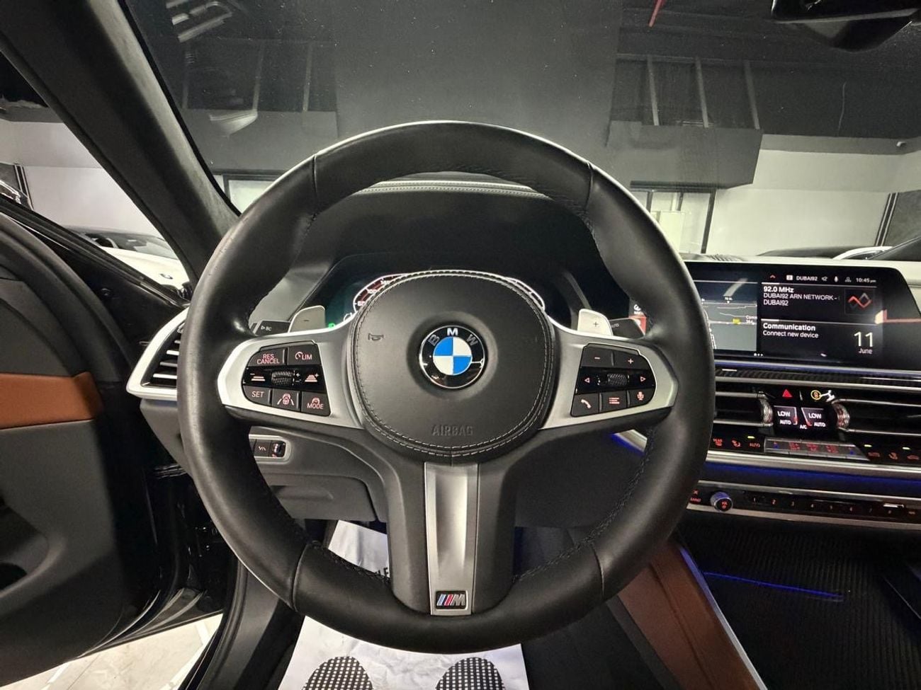 بي أم دبليو X6 XDRIVE M50i