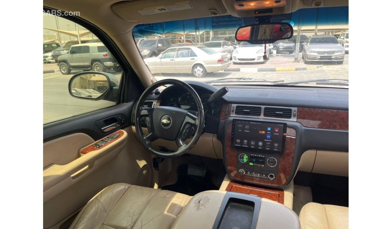 Chevrolet Tahoe Model 2007, imported from America, 8 cylinders, in excellent condition, 240,000 km.