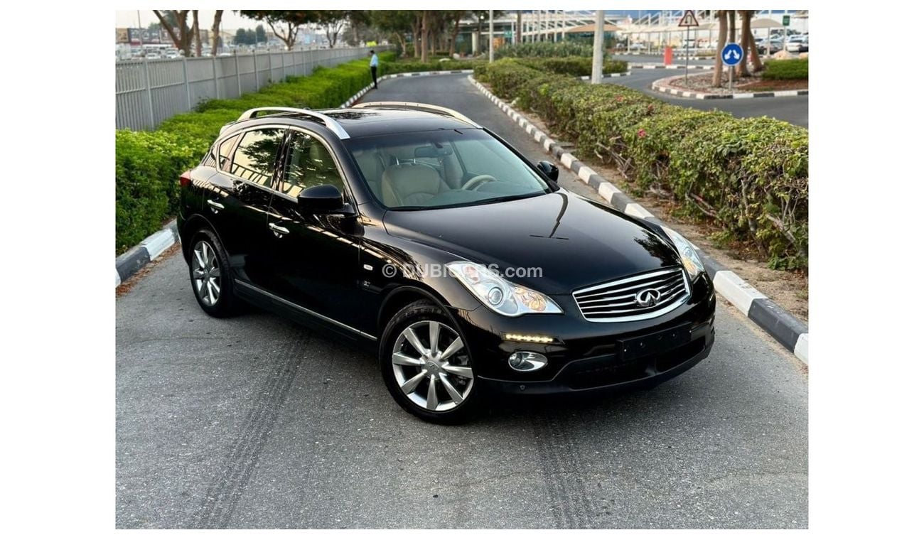 Infiniti QX50 Excellence clean car, fully loaded.