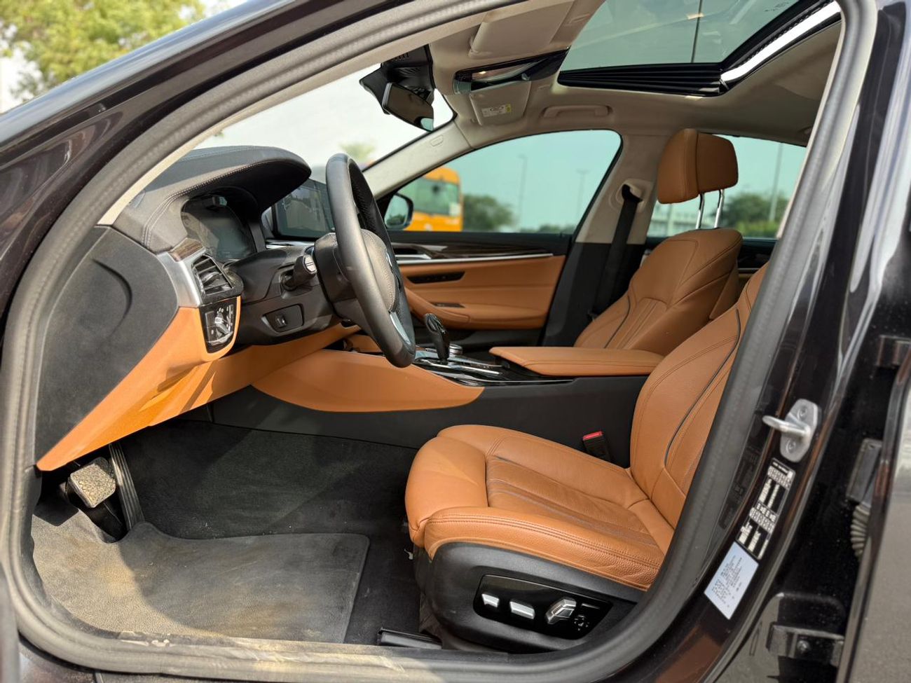 BMW 520i 2023 BMW 520I KOREAN SPECS