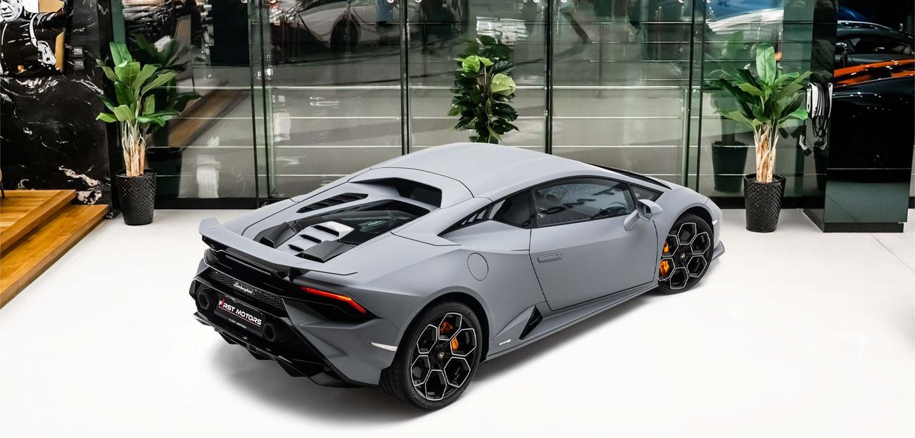 Lamborghini Huracan 5.2L V10 Naturally Aspirated Engine