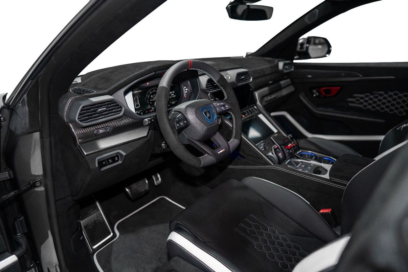 لامبورغيني اوروس 4.0T V8 Performante URUS PERFORMANTE | TWO TONE INTERIOR ALCANTARA SEATS | CARBON INT/EXT | MASSAGE 