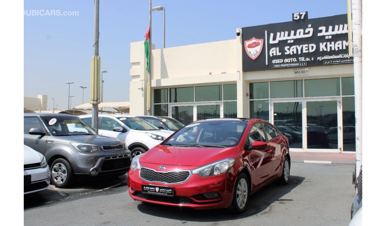 كيا سيراتو LX خالية من الحوادث - خليجي - مكينة 1600 سي سي - السيارة بحالة الوكالة من الداخل والخارج -