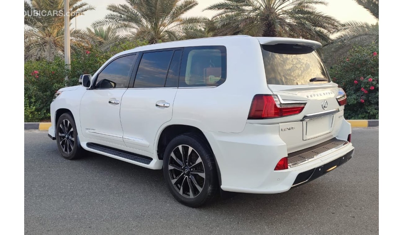 Lexus LX570