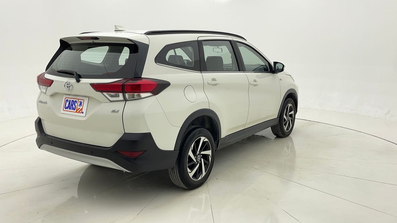 تويوتا راش EX 1.5 | بدون دفعة مقدمة | اختبار قيادة مجاني للمنزل
