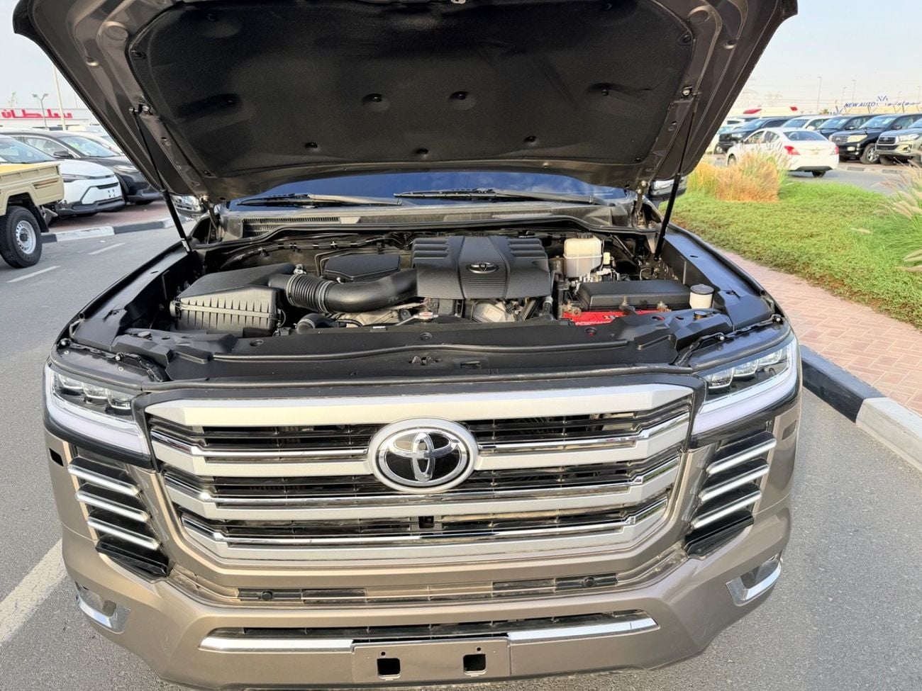 Toyota Land Cruiser GXR+ 4.0L Toyota landcuriser Years GXR 2017 upgrade 2025 full loaded V6 4.0L