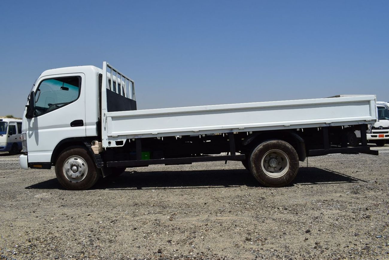 Mitsubishi Fuso Canter Mitsubishi Canter Pick up, model:2015. Free of accident with low mileage