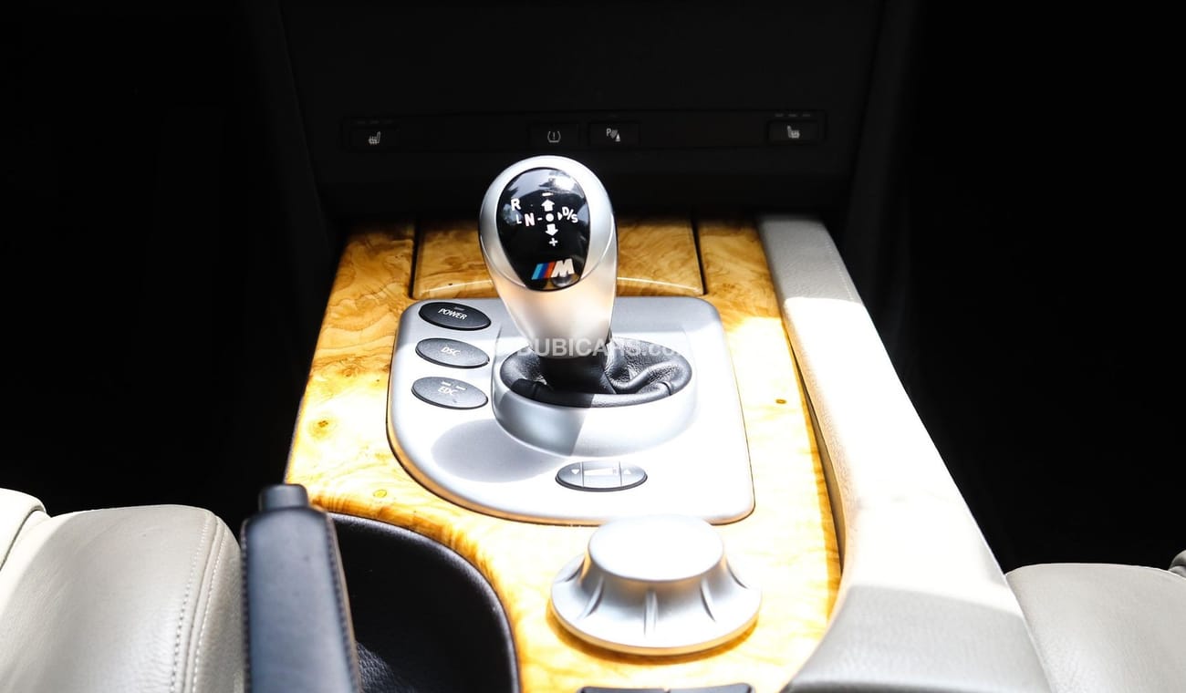 بي أم دبليو M5 V10