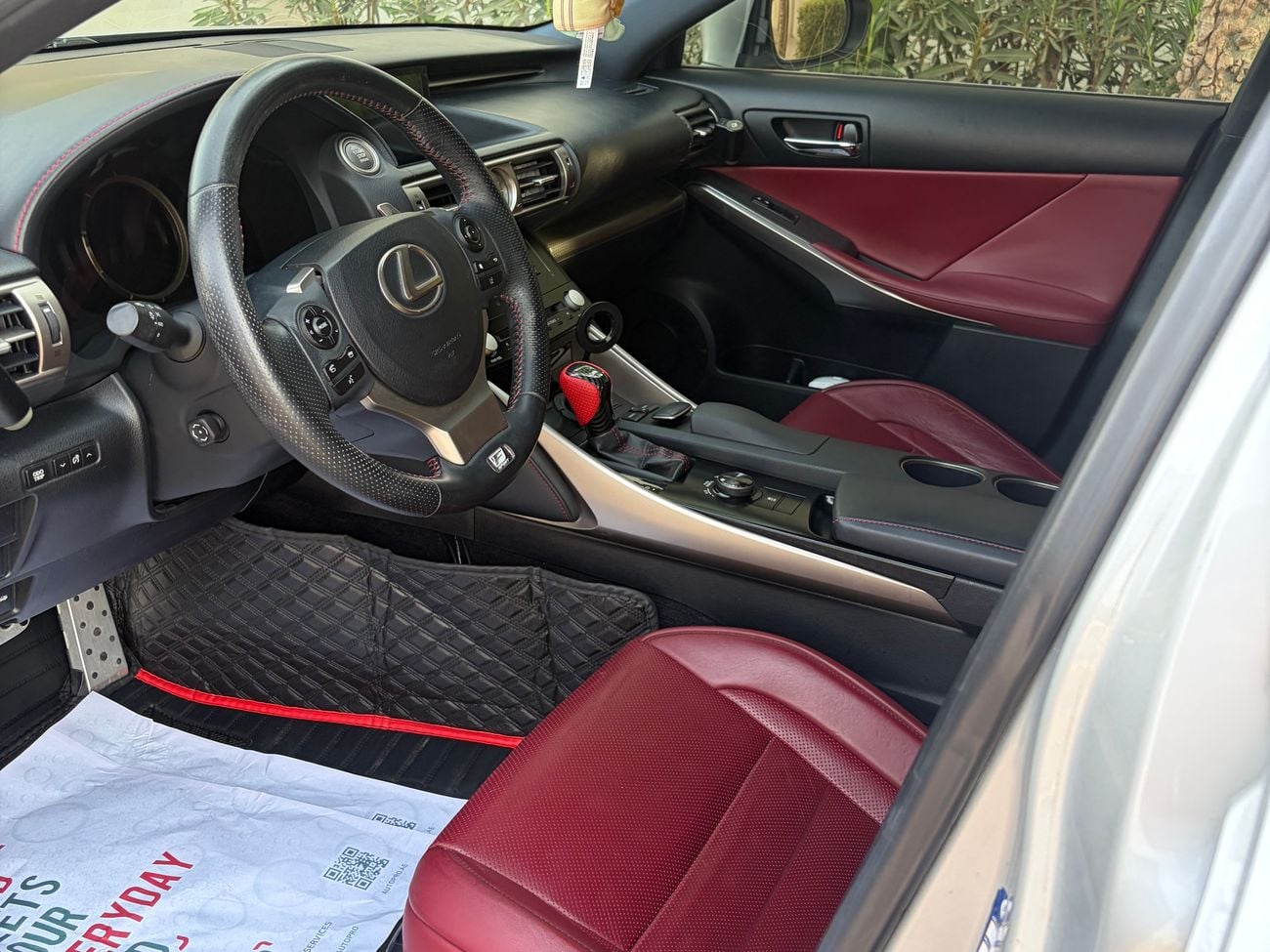 Lexus IS350 F SPORT PLATINUM