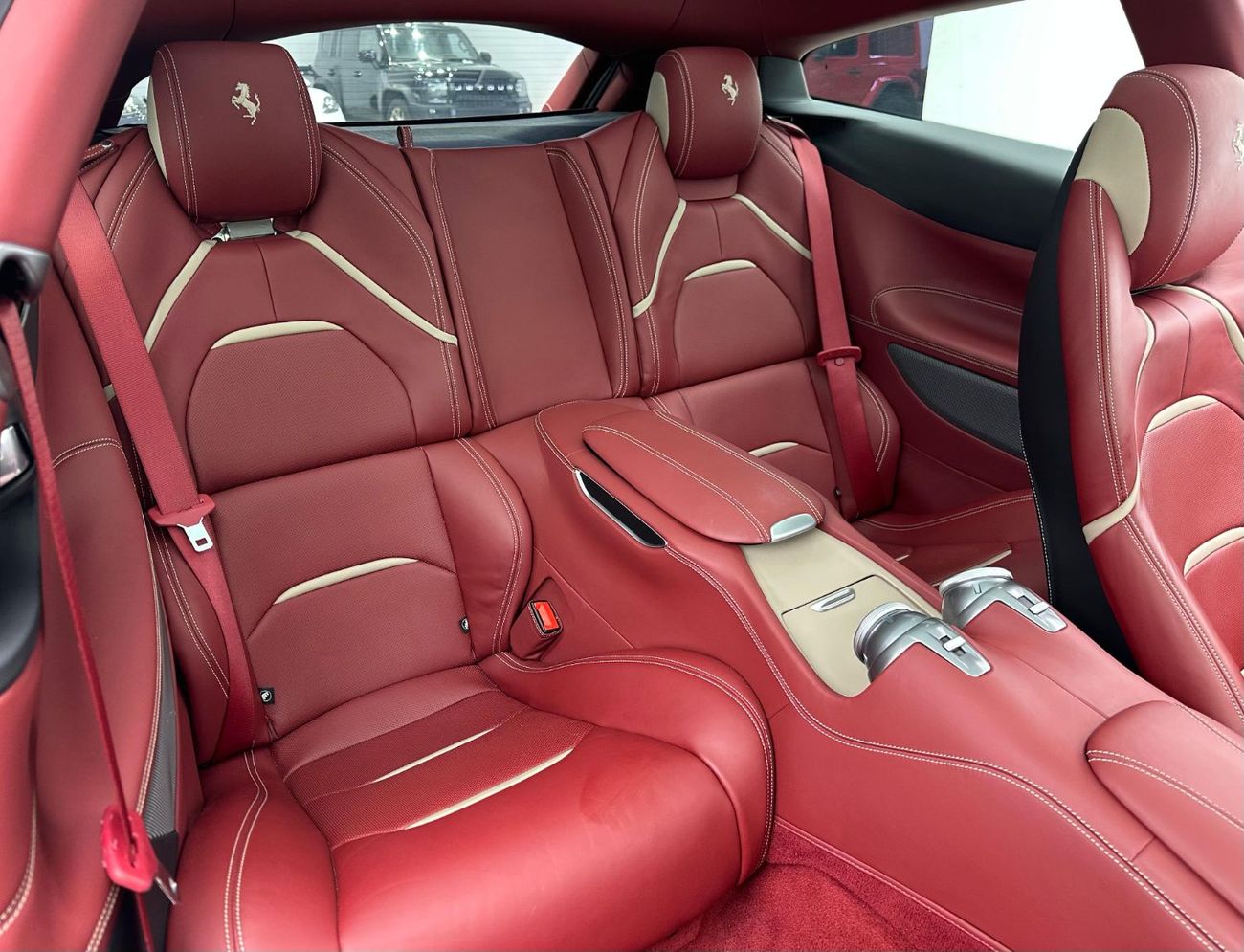 فيراري جي تي سي 4  لوسو 2017 Ferrari GTC4Lusso V12, Agency Full Service History, GCC