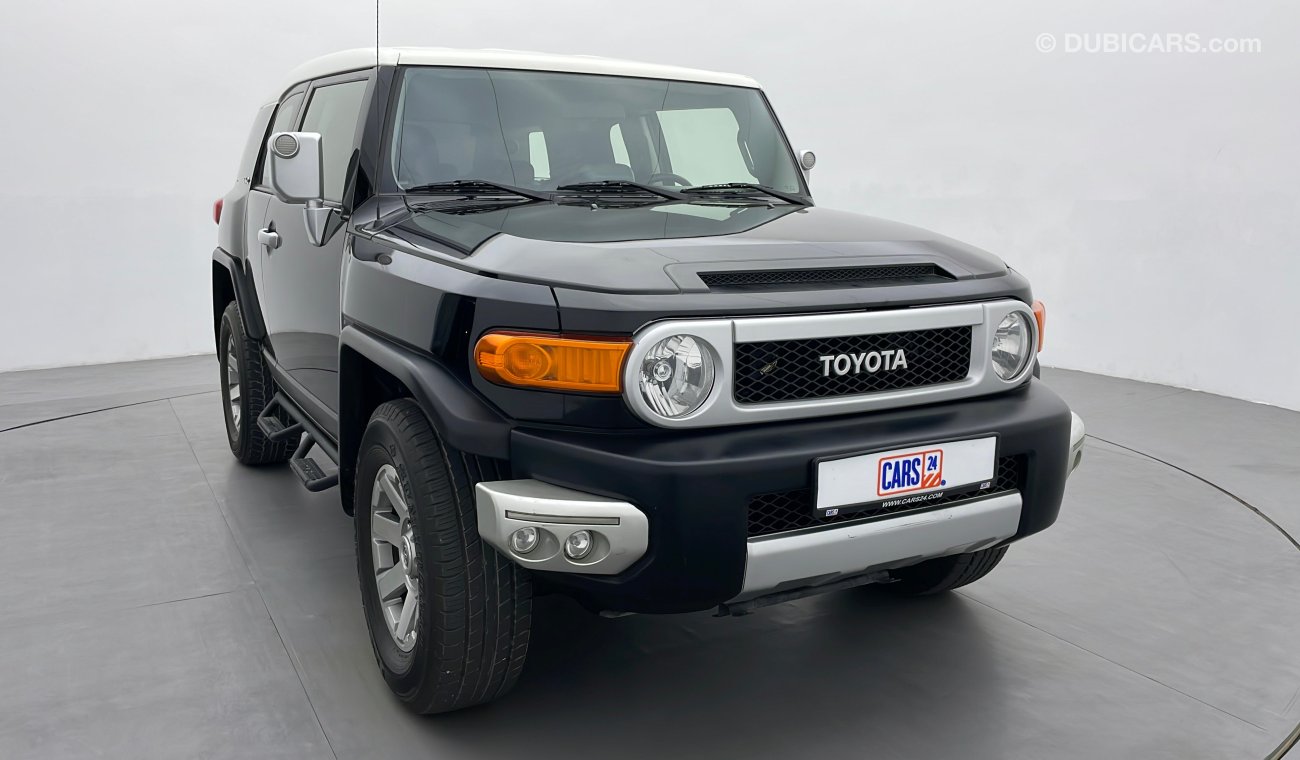 Toyota FJ Cruiser GXR 4 | Under Warranty | Inspected on 150+ parameters