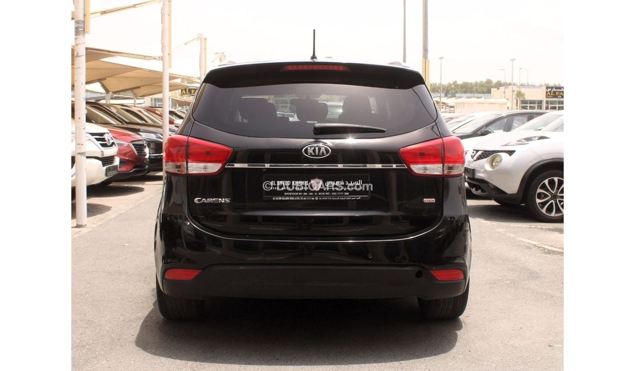 Kia Carens EX KIA CARENS - 2016 - MID OPTION - ENGINE 1600 CC - GCC - PERFECT CONDITION INSIDE OUT