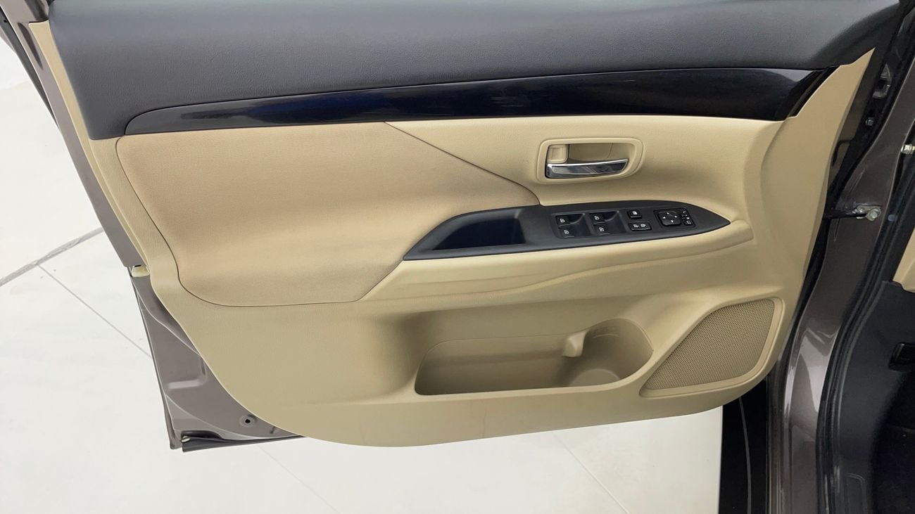 ميتسوبيشي آوتلاندر GLX MIDLINE 2.4 | بدون دفعة مقدمة | اختبار قيادة مجاني للمنزل