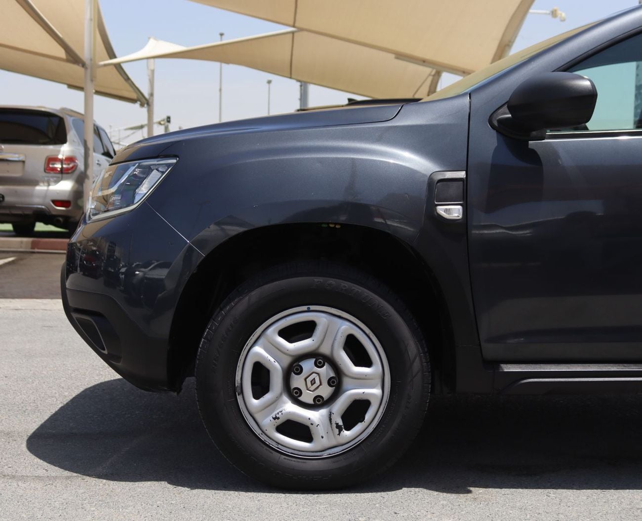 رينو داستر رينوداستر 2023 - خليجى - بدون حوادث - بمحرك 1.6 - بحاله ممتازه من الداخل والخارج